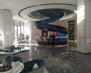 中海铂悦公馆 南北通透两居室 好楼层全天采光