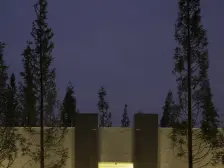 正看花石沟公园,视野开阔,带个小花园10平左右