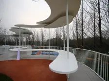 云起次新洋房小区,清水四房,户型方正,小区环境好