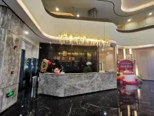 央企中建新小区一梯两户洋房,看房方便。