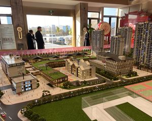 东投国贸海棠之恋4室2厅南