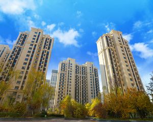 两梯三户 全明户型 全天采光 距离丹凤公园一个路口