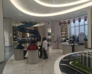 中海铂悦公馆 2室1厅 南 北