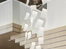 金地物业 正规三房 户型方正 临江洋楼 采光很好