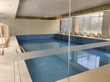 次新小区,小高层精装四房,诚意出售