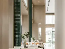 花园洋房一楼带70平米前后花园