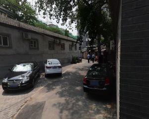 新建胡同1室0厅南