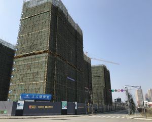 佳兆业麓山壹号3室2厅东南