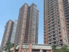 石桥铺 次新小区 环境好 下楼即商圈