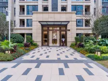 时代公馆毛坯四房景观楼层房东诚意出售看房方便