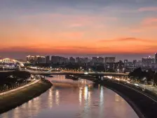 半月岛湿地公园 东平河旁 龙光天境叠墅 带花园