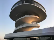 华侨城独栋别墅,带院子预计150平左右