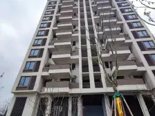 第四代新式住宅,精装修,孩子出国留学急卖