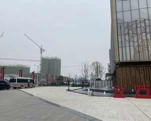 鑫悦尚都3室2厅东南