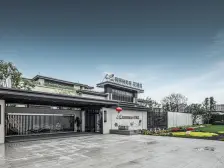 一梯一户产权清晰全新精装中高层纯南向采光好