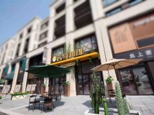 中海新房别墅地上三层地下一层带双车位车库客厅四台车