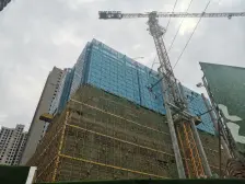 东部东岗 次新电梯房 轨道城市曙光 三室 看房方便