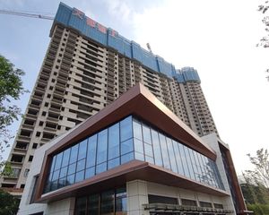 万达吾悦繁华双生活圈,高层小三居