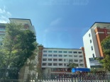 距离项目50米的科学城小学北校区