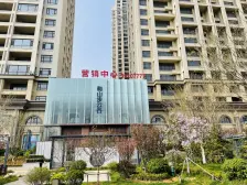 小区封闭小区,人车分流,绿化高,天然氧吧