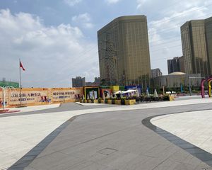 鑫悦尚都3室2厅南