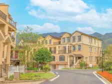 一梯两户 电梯入户 通车库 金凤隧道6min