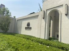 三室两厅两卫,户型方正,采光充足,配套设施齐全