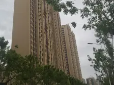 靠山别墅!南北通透,采光充足,带车位,龙湖物业