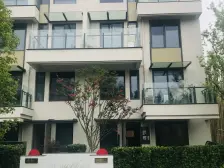 此房手续齐全,格局好,采光好,无遮挡,出行方便