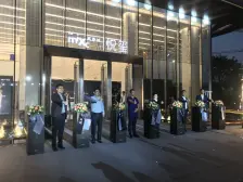 华润悦府 南北通透,采光好 装修好,环镜优美 中间楼层