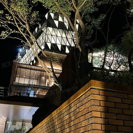 大连·金地城3室2厅1卫南北朝向1800.00元/月出租