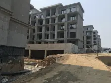 精装修1楼下跃多得150平,有55平园子,含车库,近文谷