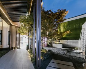建业·中弘城4室2厅南