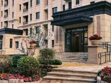 看房方便,房主诚心卖,位置好进出方便,生活便利!!