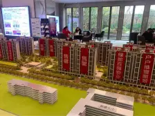 绿都观澜府北苑 南北通透,采光好 视野好,诚心出售