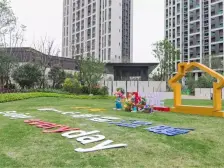 正荣悦澜湾 南北通透,采光好 装修好,环镜优美 周边匹套完善,,出行方便