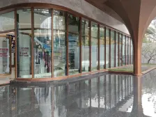 渝北空港新城9号线轻轨站旁次新洋房