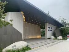 次新小区,近轻轨站,大横厅长阳台,门口菜市场