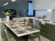 中央公园带露台洋房,看小区大中庭安静价格还可以谈