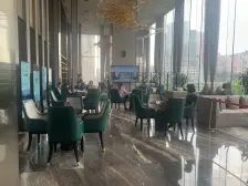 楼层好,户型方正格局通透 ,近轻轨, 住家舒适方便