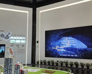 好楼层位置好公园边上吾悦商场,