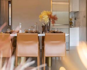 次新小区 天街旁 地铁口 精装交付未入住过 储能之九年