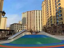 电梯南北通 透大四居 新房 采光良好 交通便利