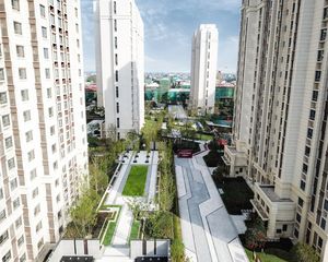 绿地奥莱缤纷广场 2室1厅 南 北