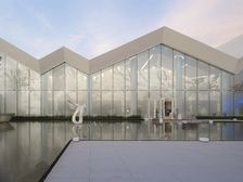 毛坯三房带一个车位房东诚心出售