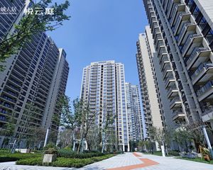 人居悦云庭4室1厅东南