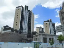 一复二带地下室,100万精装修拎包入住,自带会所。