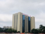 附近学校