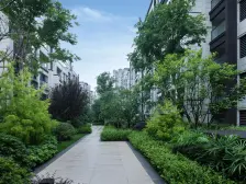 弹子石商圈品质次新洋房,前后花园200平,地下室70平