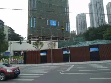 出门就是轻轨站一公里到万象城商圈